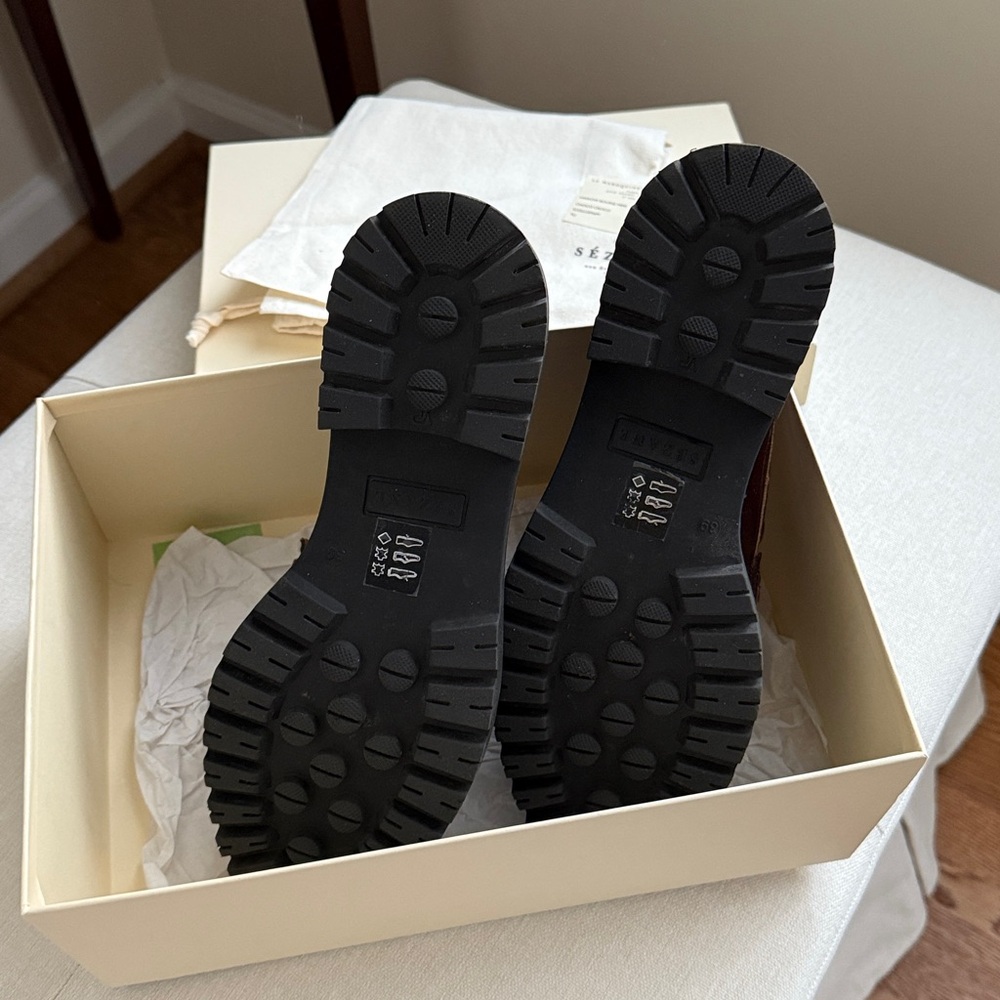 Sézane Amy Loafers Chocolate Crocodile Print Size 8 NIB - Picture 5 of 6